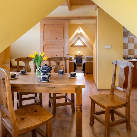Zakatek Pod Smrekami Bed & Breakfast Кошелско Екстериор снимка