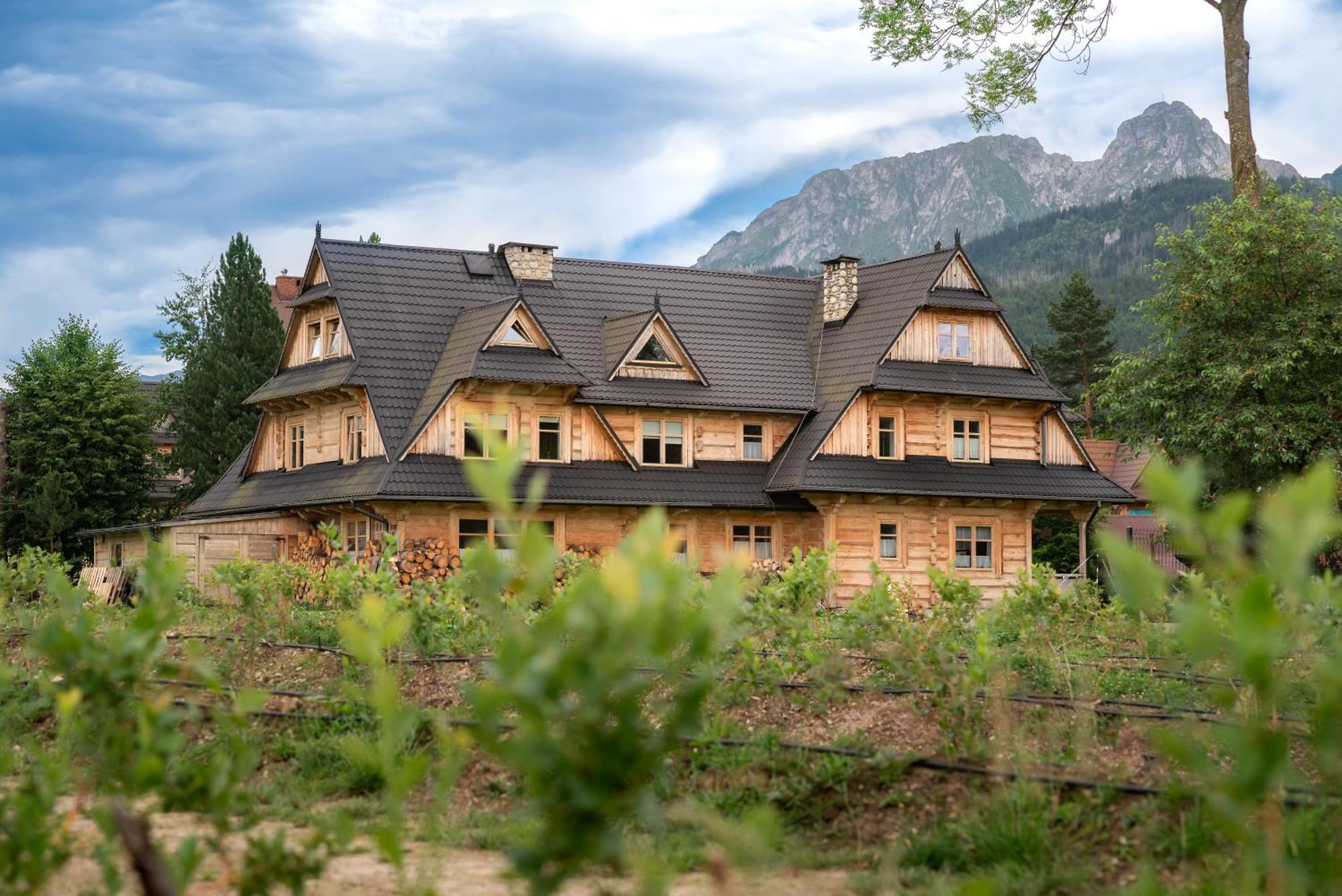 Zakatek Pod Smrekami Bed & Breakfast Кошелско Екстериор снимка