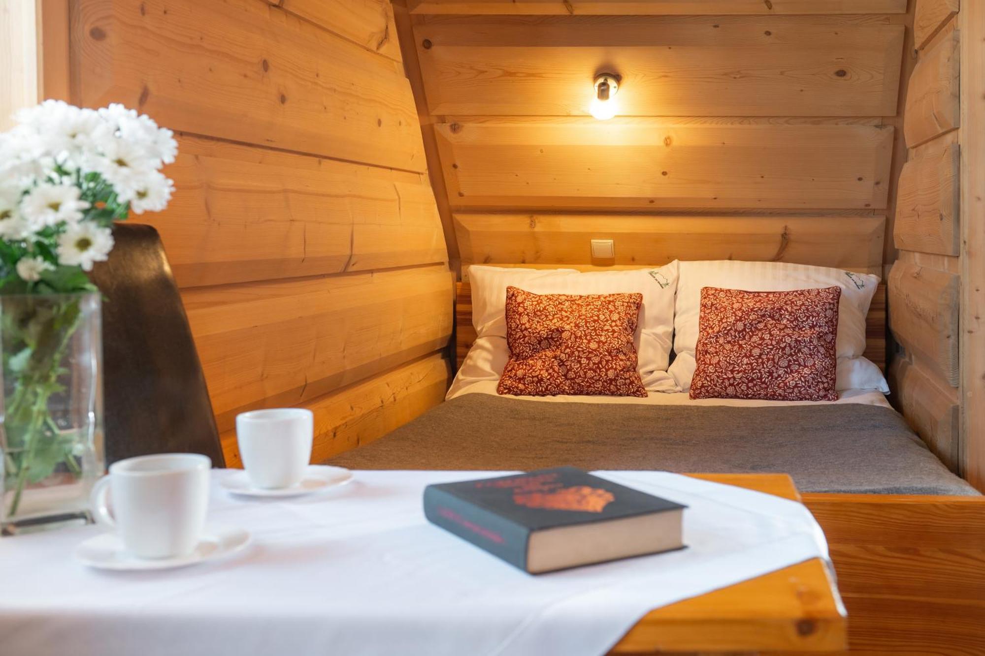 Zakatek Pod Smrekami Bed & Breakfast Кошелско Екстериор снимка