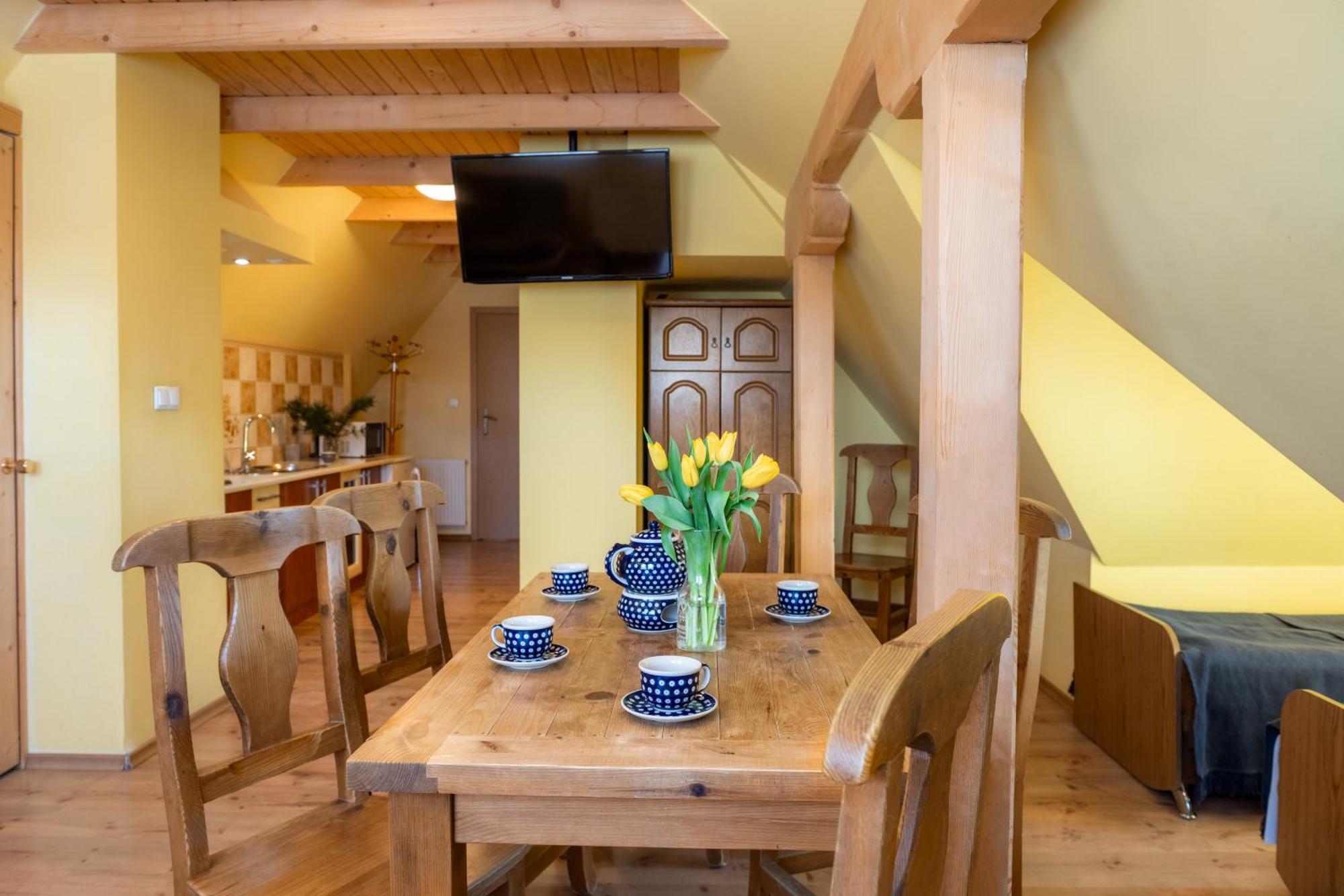 Zakatek Pod Smrekami Bed & Breakfast Кошелско Екстериор снимка
